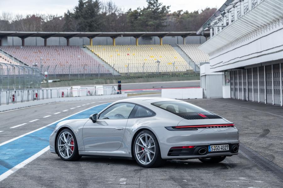  Porsche 911 Carrera S (992) 2019 года  (WW) (фото 27 из 49)